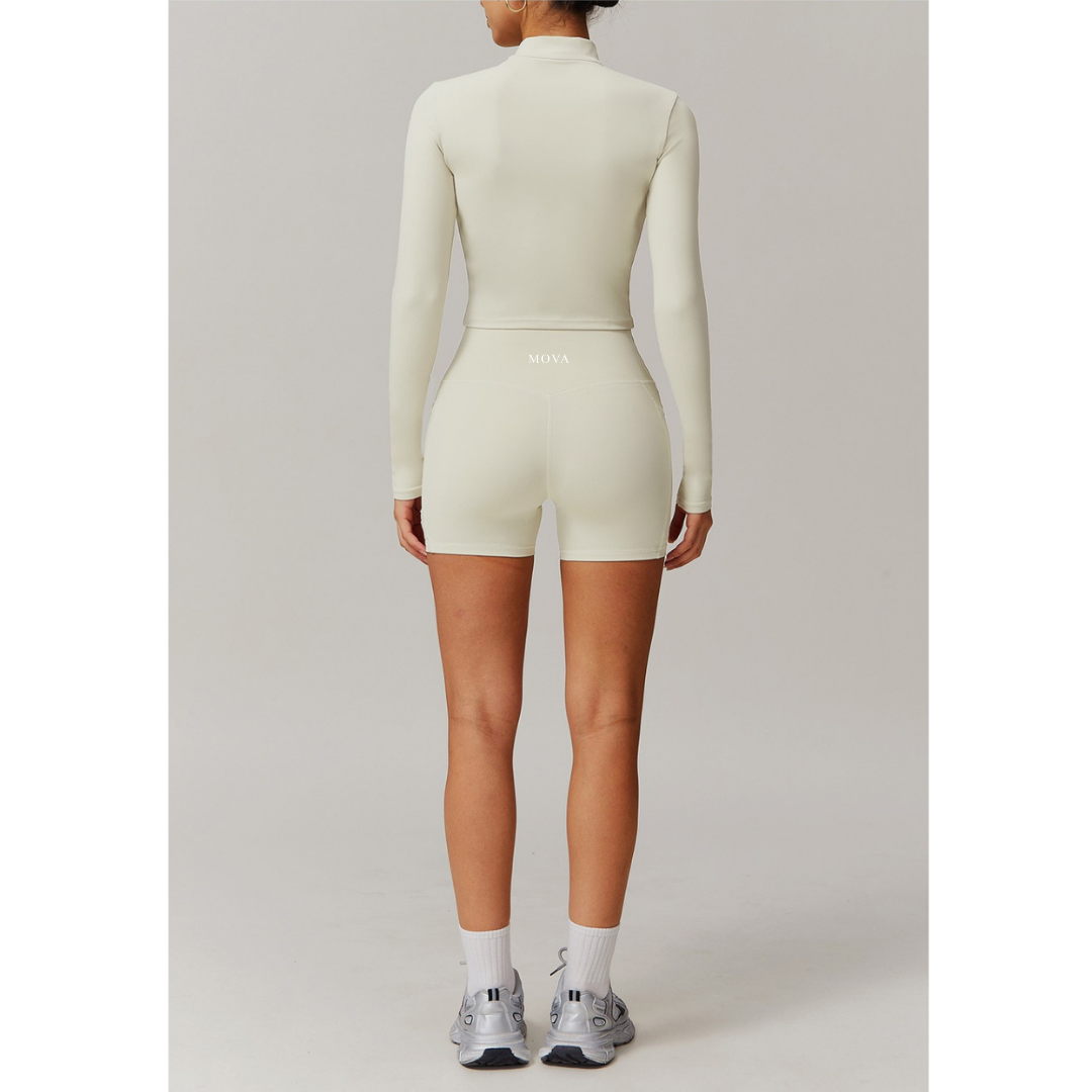 Creme Shorts